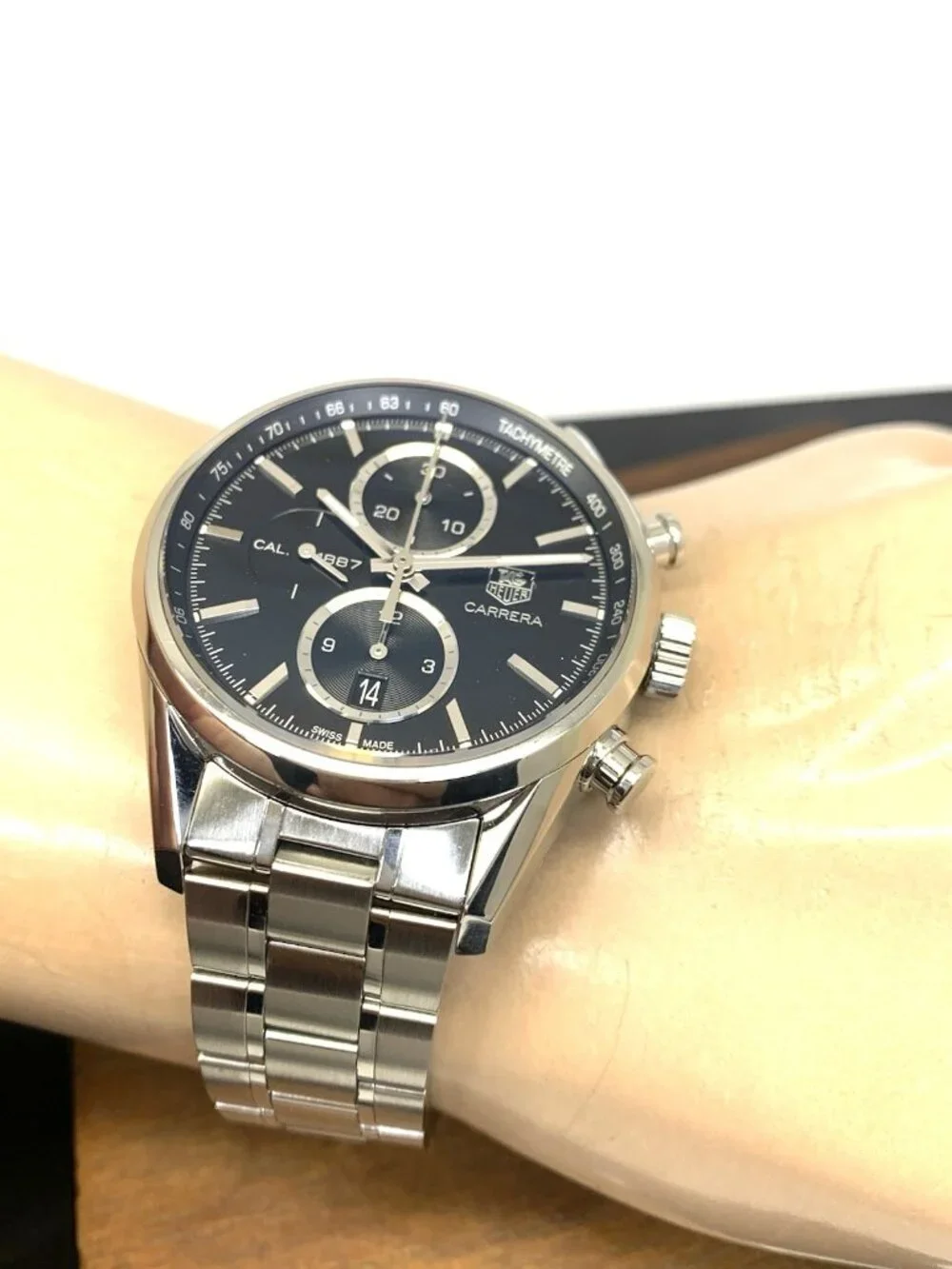 Tag Heuer Carrera Men's Watch CAR2110 Swiss Automatic Black Dial Steel 41mm